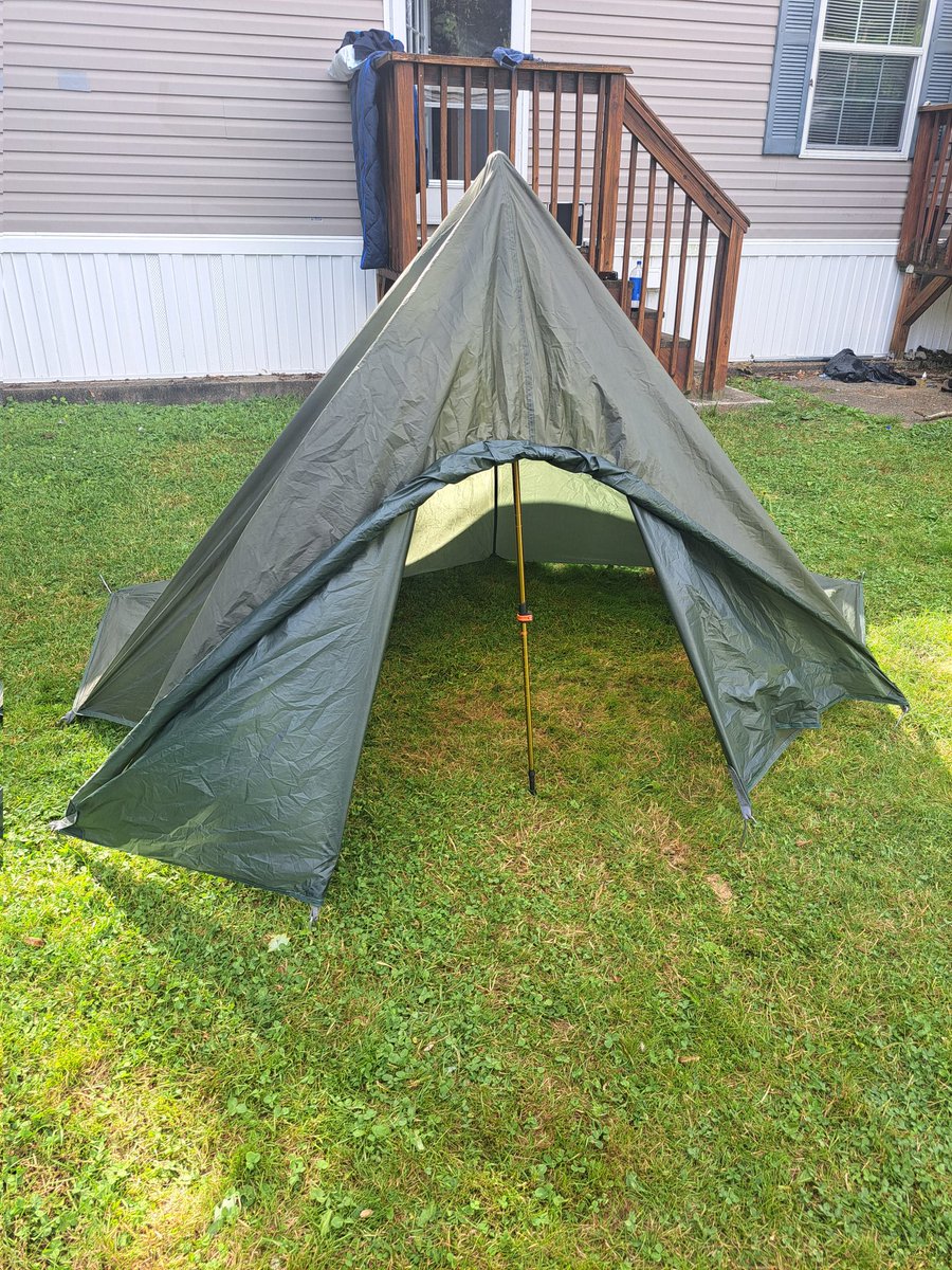 aewolfe2009's tweet photo. Still learning...
#camping #hiking https://t.co/Eb2KPcG0uk