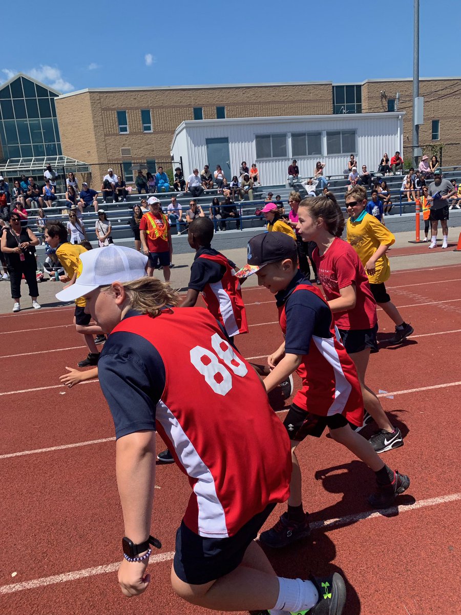 StTimothyHCDSB's tweet photo. Great day at the Special Olympics! ☀️ https://t.co/t3TKWjLzJp
