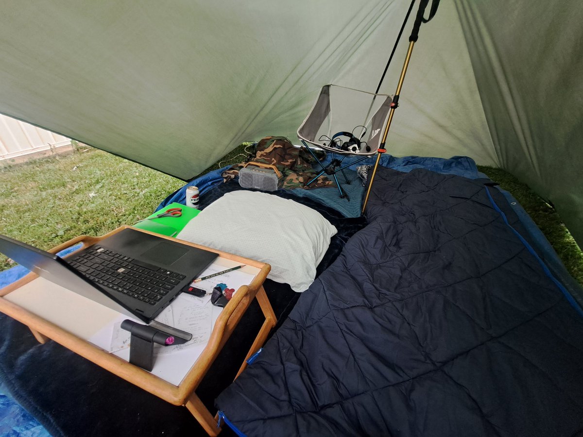 aewolfe2009's tweet photo. Tarp configurations. Slept just fine. https://t.co/RXnfGwmzxo