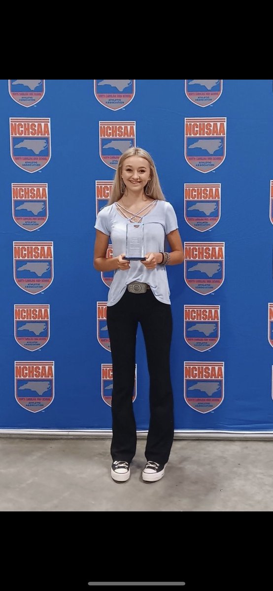 Congrats to Sarah Waller on winning the NCHSAA Heart of a Champion award.