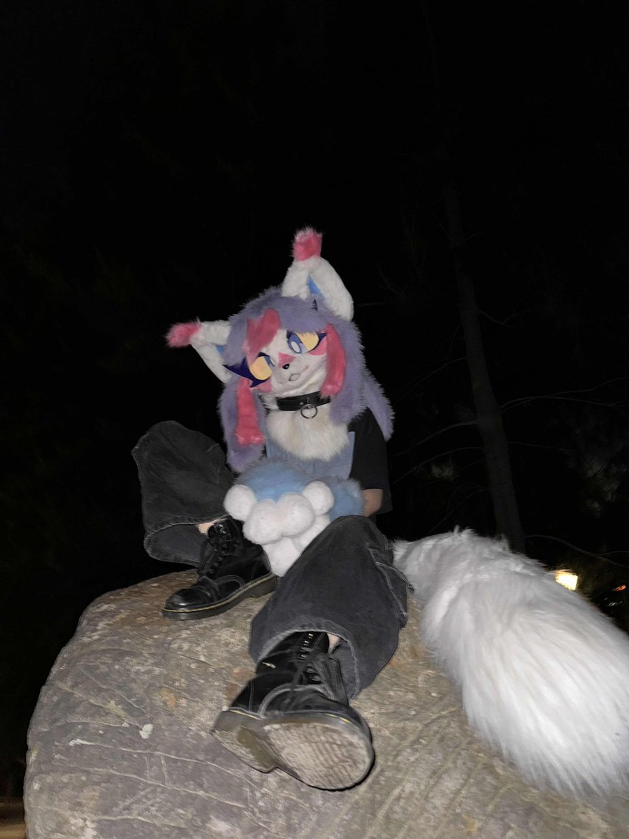 Deviltxn's tweet photo. Ffjfjmffmmdm

Tbh I rlly like this one https://t.co/uaTWLCHXDq