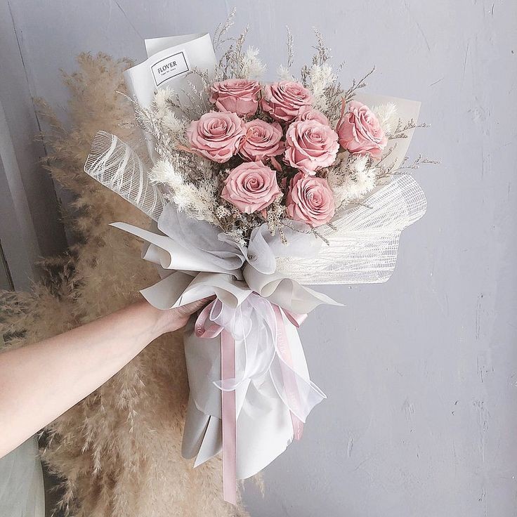ㅤ੭⭒ 𝒑𝒆𝒅𝒊𝒅𝒐: bolo de avelã, strawberry milk e buquê de rosas. 
ㅤ› 𝒅𝒆: seu and. 
ㅤ› 𝒑𝒂𝒓𝒂: @Meispurge 

﹢ׄ 𓂃 feliz dia dos namorados, meu gatinho. Eu te amo muito, muito mesmo, hm? <3