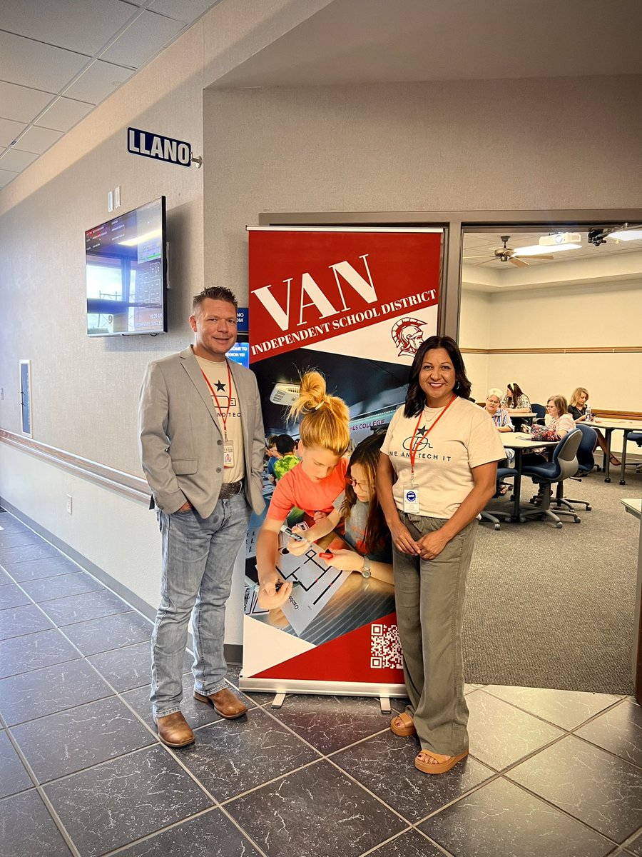 𝔹𝕖𝕣𝕟𝕪 𝔻𝕦𝕜𝕖 tweet media