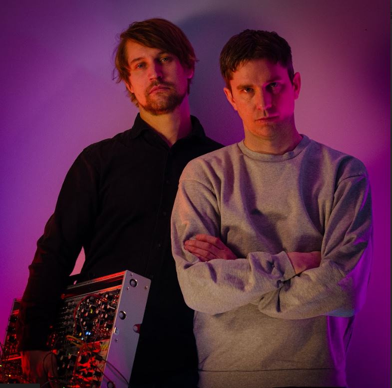 synthnu's tweet photo. New interview published at @synthnu, this time with @CoveredinSnow1. https://t.co/sswuJKcl2P #CoveredinSnow #Intervju #Interview #synthnu #Synthpop #Electropop #Electronic #Stockholm #Sverige #Sweden https://t.co/26YEwCKmom