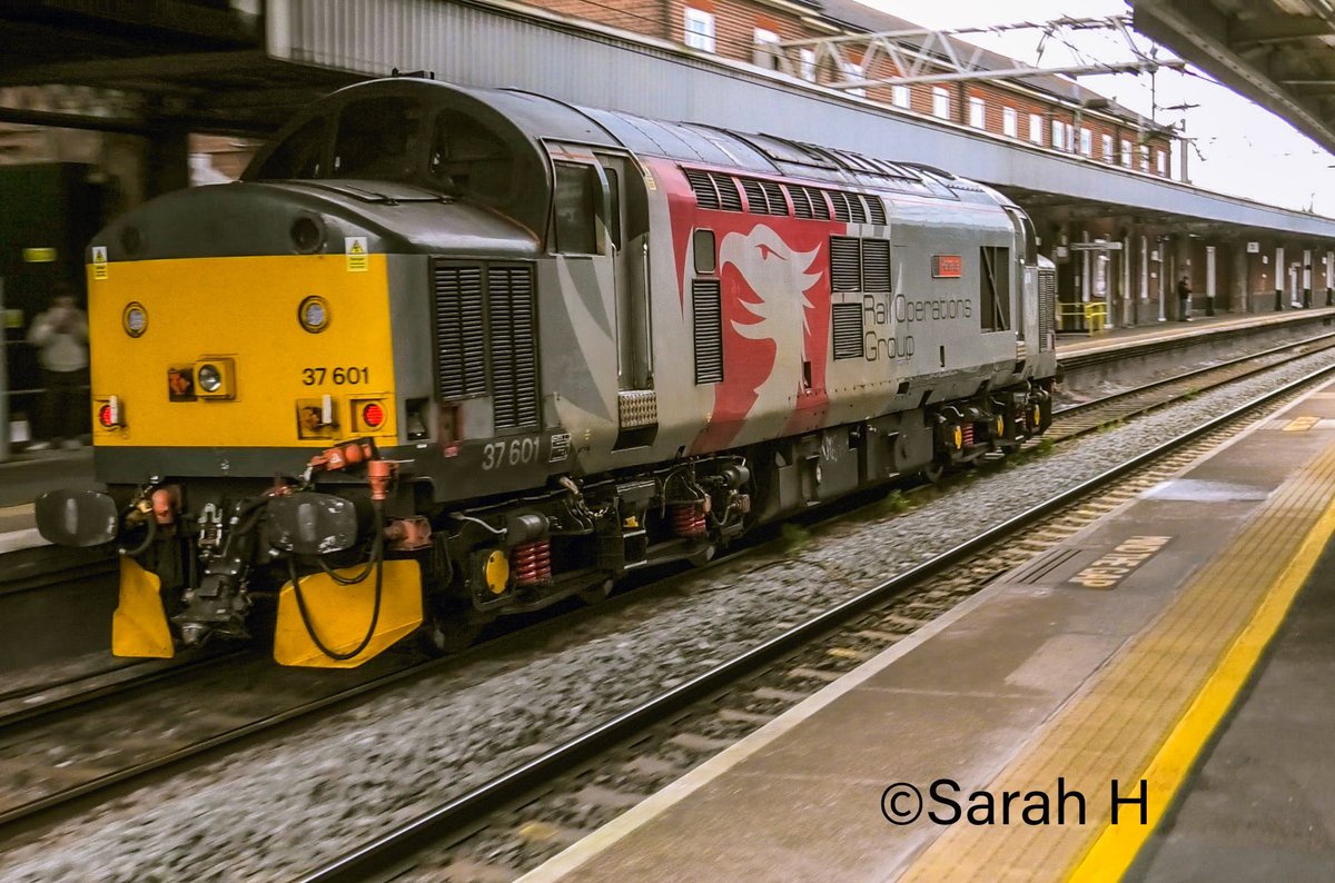 SydneyBridgeTMD's tweet image. A few shots from filming yesterday at Nuneaton and Tamworth 11/6/24 📸 #Class66 #Class43 #Class221 #Class37 #RailwayPhotography #TrainPhotography #Nuneaton #Tamworth #GBRf #NetworkRail #DB #CrossCountry #ROG