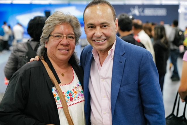 Luis V. Gutiérrez tweet media