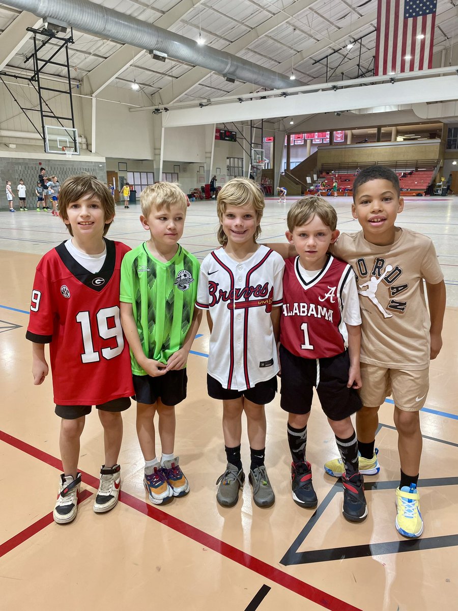 baylor_hoops's tweet photo. Jersey Day today at CAMP!!! 🤩🤩🤩 https://t.co/qG91KYIu4v