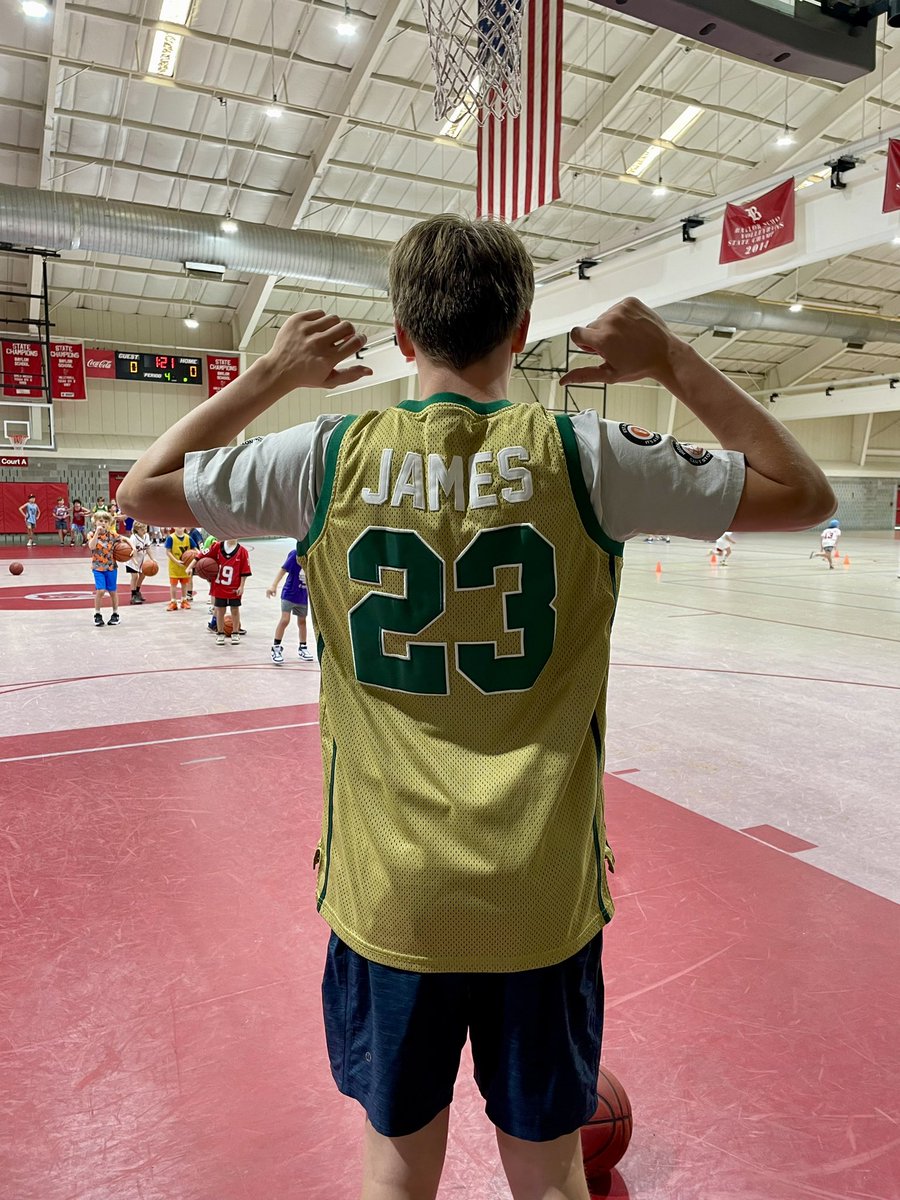baylor_hoops's tweet photo. Jersey Day today at CAMP!!! 🤩🤩🤩 https://t.co/qG91KYIu4v