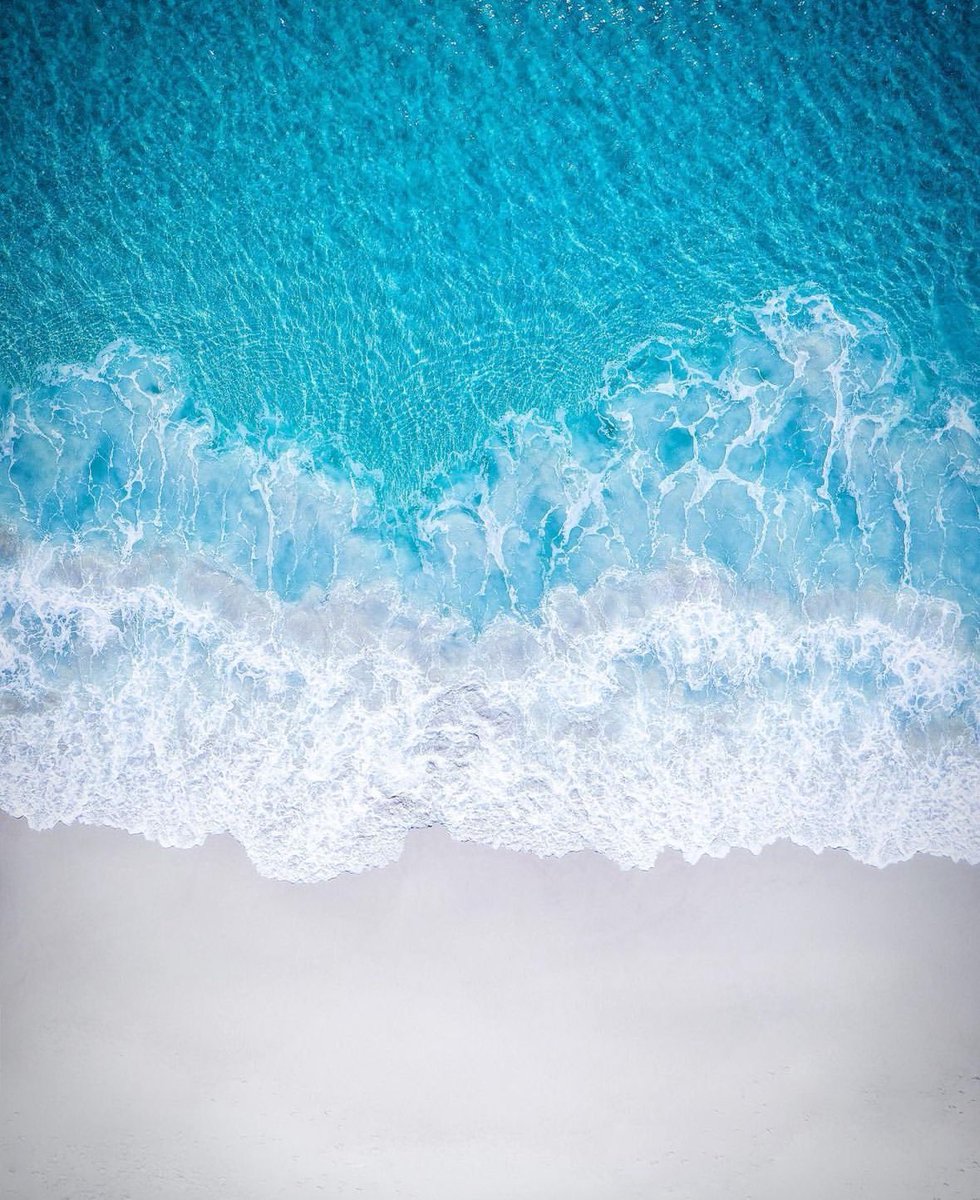 The ocean is art 💙 🩵 

Art on <a href="/pacmoon_/">Pacmoon</a> 
$pac #PacArt