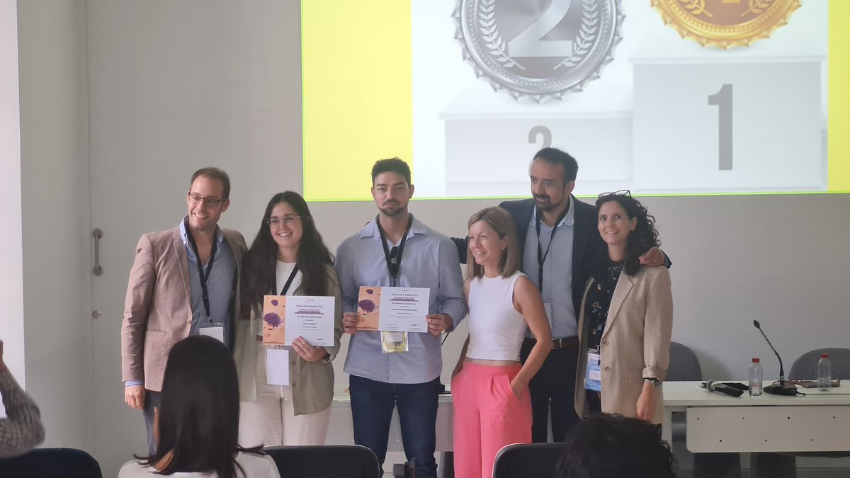 DrRomero_neuro's tweet photo. Hoy ha sido un gran día. La primera edición del Concurso de Tesis en 3 minutos de la @AMNneuromadrid nos ha dejado un muy buen sabor de boca. Las tesis no deben quedarse en un cajón. Si no se difunden no cambian vidas. https://t.co/YTGIAcWPHI