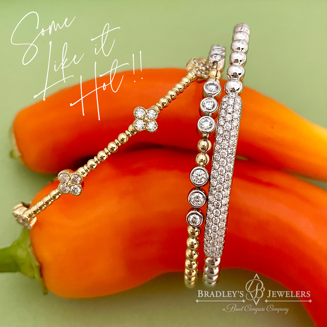BradleysFL's tweet image. Some like it HOT! Stackable Fashion Diamond Bangles always in style… at Bradley’s Jewelers!!
#DiamondBangles #StackableJewelry #FashionJewelry #BradleysJewelers #JewelryTrends #FortMyersJeweler #JewelryLovers