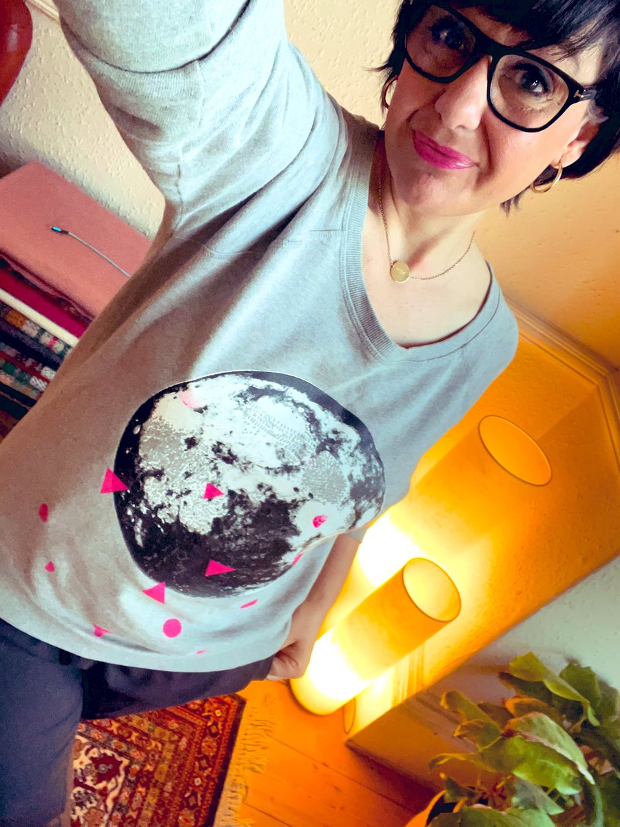 Angelasamata's tweet image. Can’t believe this sweatshirt by @josephinelunita is from 2012!  #MadeToLast #ArtistDesigned ✨