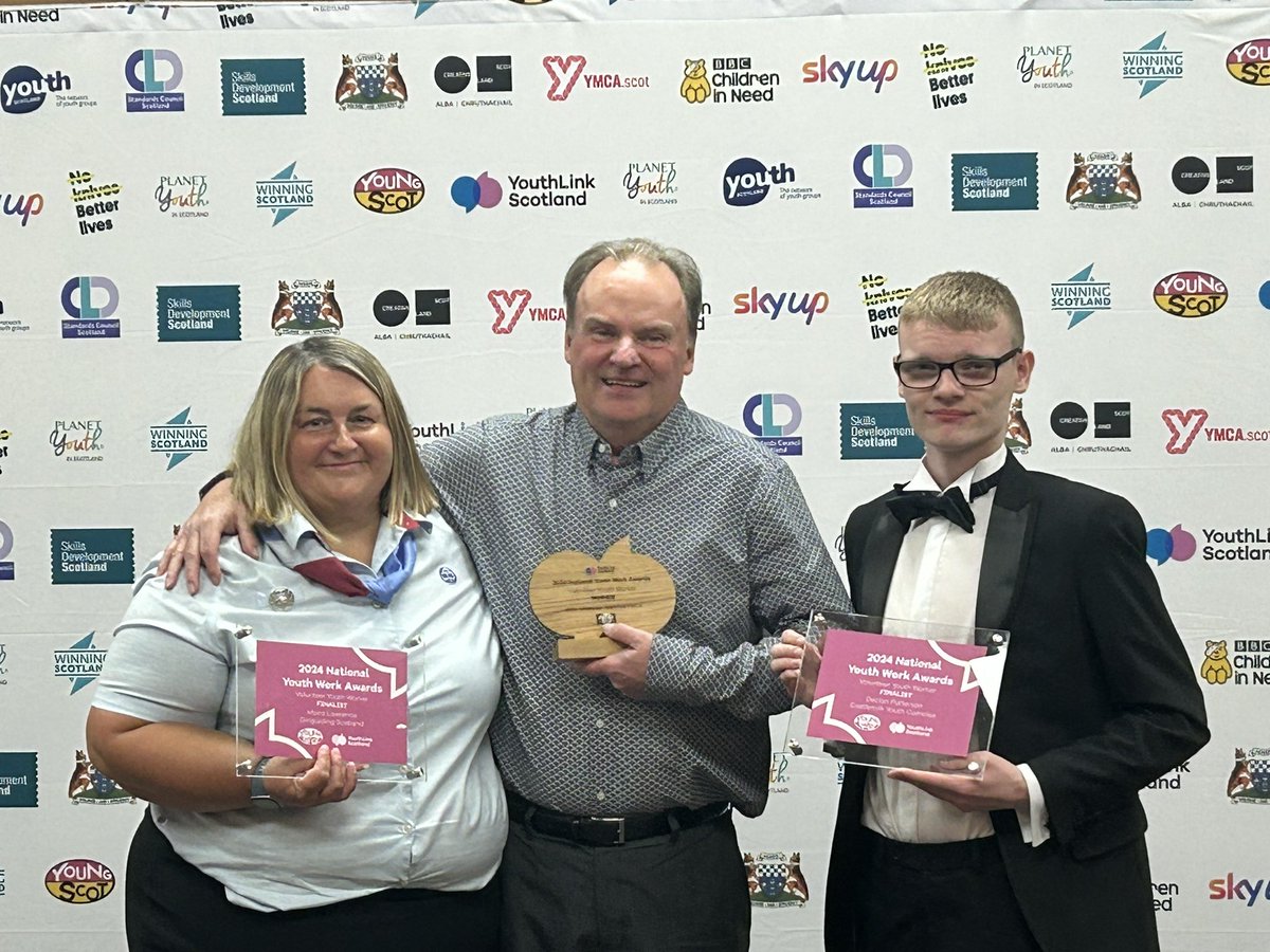 YouthComplex tweet media