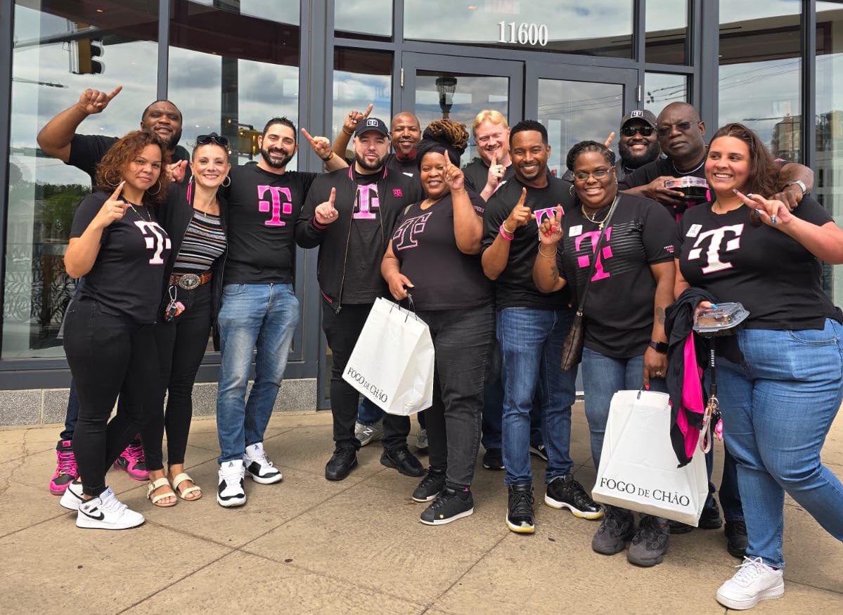 Shoutout to the number one team in MD.DE for May!! Top 15 team in the country!! Beltsville Landover! Winners eat great!!! Shoutout to @MariaFigueirido and <a href="/Assurant/">Assurant</a> . This team has led in p360 for 4years straight!!! Winners win! #reapers are killing the game!!!