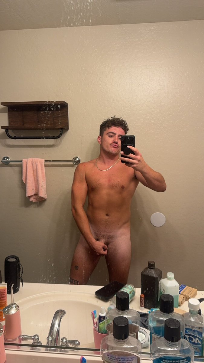 MrDangle69's tweet photo. Want me to move my hand? #linkinbio #onlyfansmen #CaroPresidente #straightmen https://t.co/wxL9txiGLn