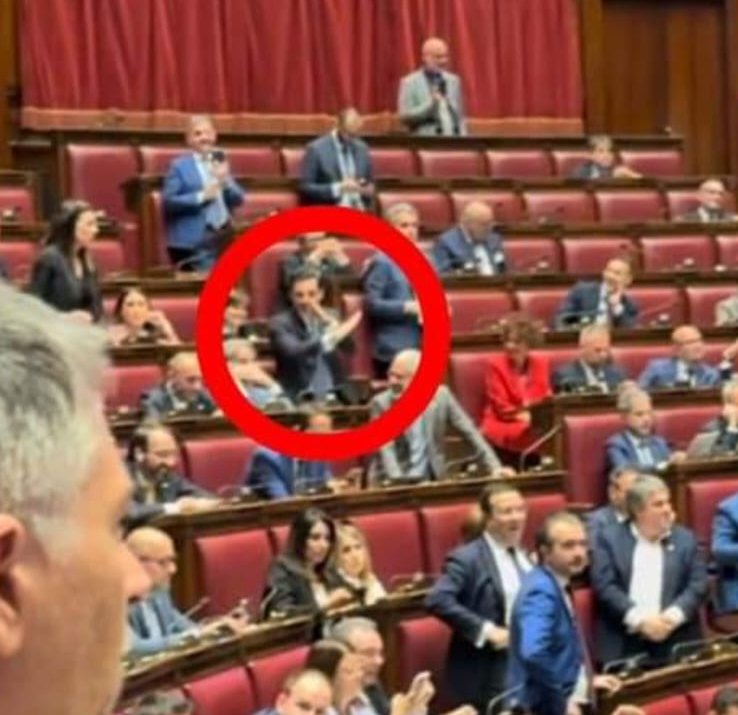 LE "DINAMICHE PARLAMENTARI" AI TEMPI DI GIORGIA.