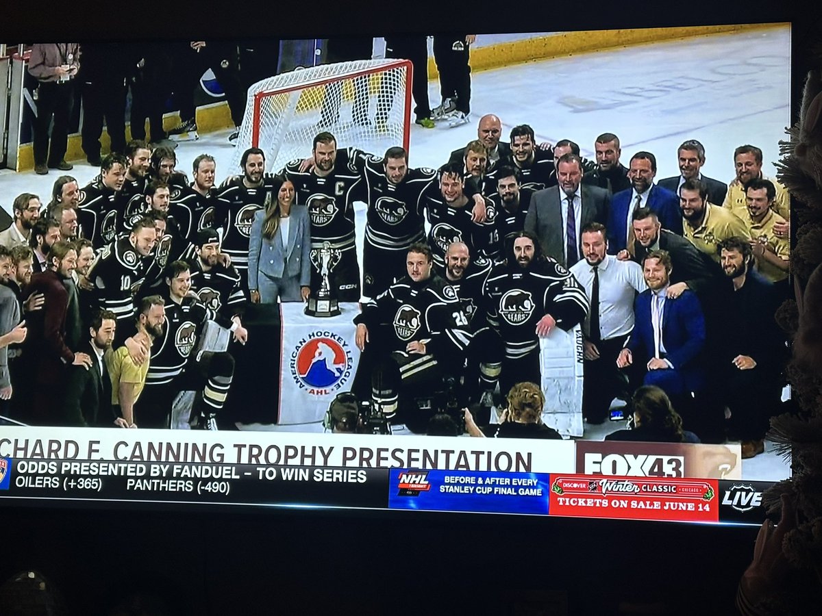 AvaRashWTAE's tweet photo. Time to repeat the roar!!! Calder Cup here we come 🐻🤎 https://t.co/ZkGdZpAoMv
