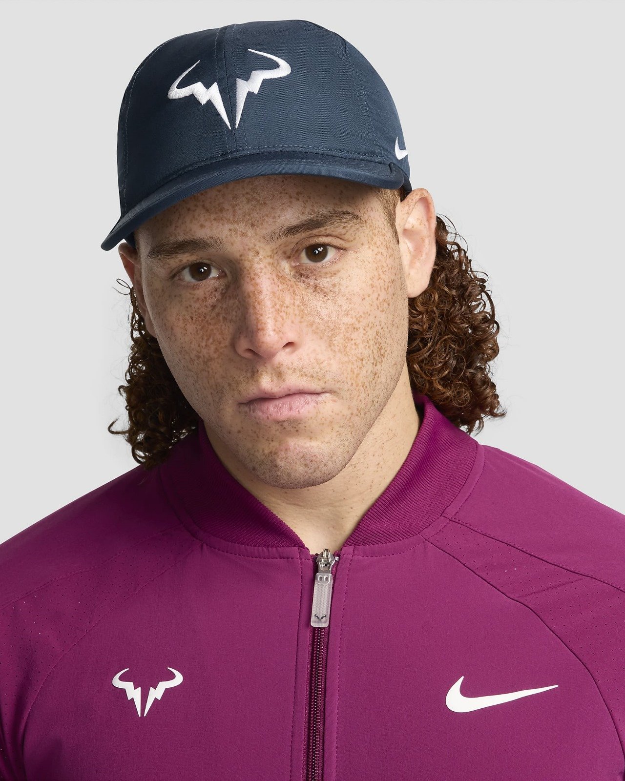 Caltennisfan on X Yippee After 3 consecutive new cancellations it s an absolute delight to hold a new Nike rafaelnadal hat this year Here you go Armory Navy w White club cap