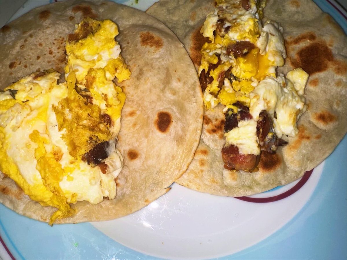 WeslacoShoping's tweet photo. Bacon & egg tacos for breakfast.
#food #foodie #foodporn #foodstagram #foodblogger #foodlover #homemade #homemadefood #rgv #rgvfood #rgvfoodie #baconandeggs #tacos #breakfast https://t.co/TfWBC0amlD