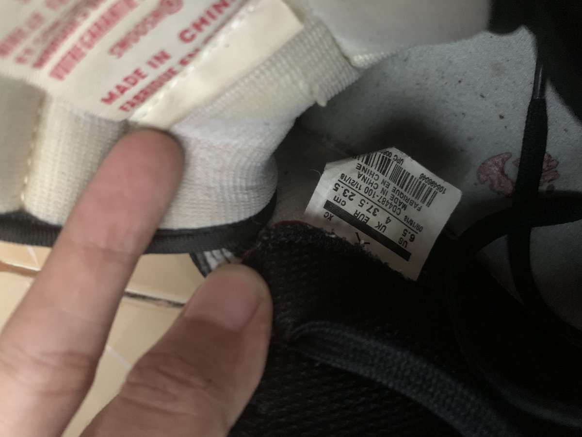 jemensh's tweet photo. Preloved Nike Air Jordan X Travis Scott
Size: 37 (23,5 cm)
Made in: China
Kondisi: Sesuai foto
Price: 400 rb (425 rb via shopee gratis ongkir) https://t.co/RGefKUCTYN