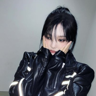 nnigniing's tweet photo. #NewProfilePic https://t.co/Q46fBAD4Lq