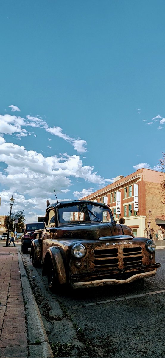 SDPhotos22's tweet photo. They don't make them like this anymore! Just beautiful!! 
#amaturephotography #photography #classic #classictruck #Dodge #dodgetrucks #vintage #beautiful #beautifultruck #artwork https://t.co/BG5vRz5sHt
