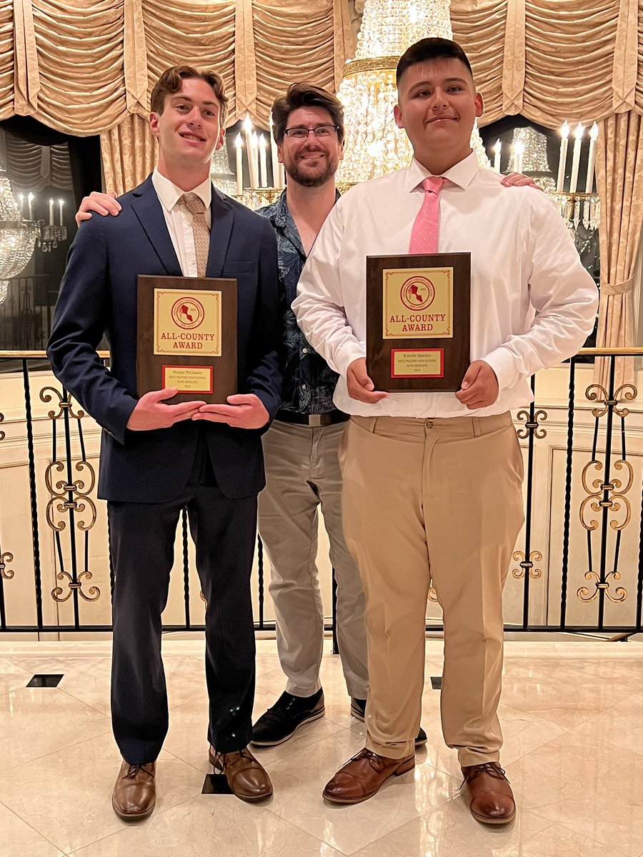 Luckie5019's tweet photo. Congratulations to @WMHSBowling All County recipients Michael McCloskey &amp; Roberto Sanchez! Thank you Coach Callie! Outstanding season boys! #hsbowling #njhsboysbowling #1stteamallcounty #readytobeamuskiebowler https://t.co/eYGQLGO28b