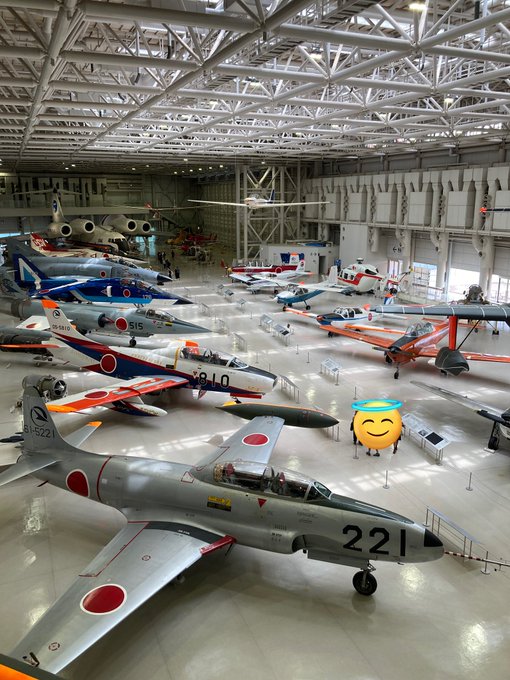 所沢の時もだったんですが飛行機がたくさん並んでるのってテンション上がりますね 