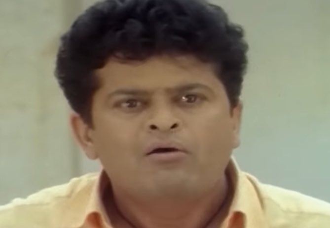 SUDARSHANKR1's tweet photo. @ChekrishnaCk ಒಬ್ಬ ಕಮೆಂಟ್ ಮಾಡ್ದ ಅಂತ ಕೊಲೆ ಮಾಡ್ದ. ಈಗ ಊರೂರೇ ಕಮೆಂಟ್ ಮಾಡ್ತಿದೆ ಅಂತ ಫೀಲಿಂಗು. https://t.co/oHmwk2WfpH