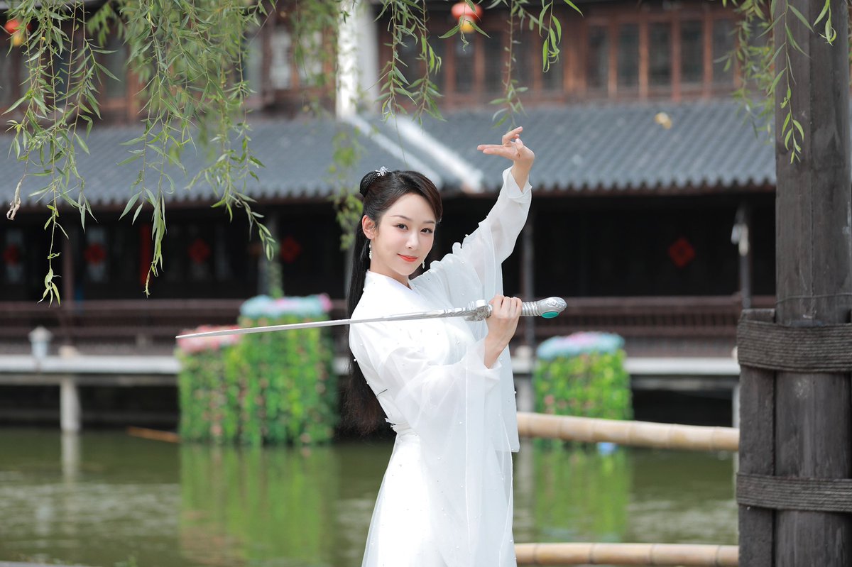 Kandelya_'s tweet photo. Pengen YZ mampir ke #TheDetectivesAdventure lagi 🤭
#YangZi #杨紫 #AndyYang https://t.co/lliFmviAn6
