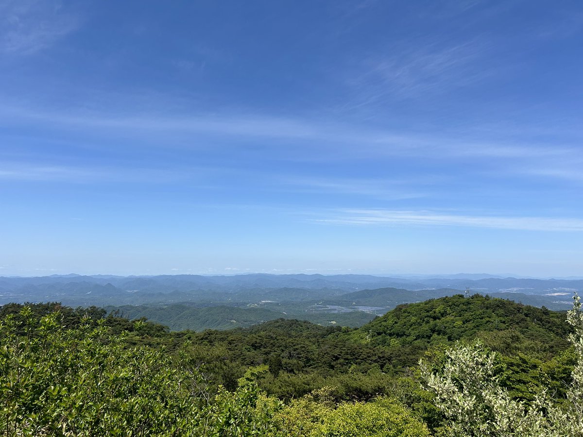oit_wv's tweet image. そういえば5月に六甲山登ってました