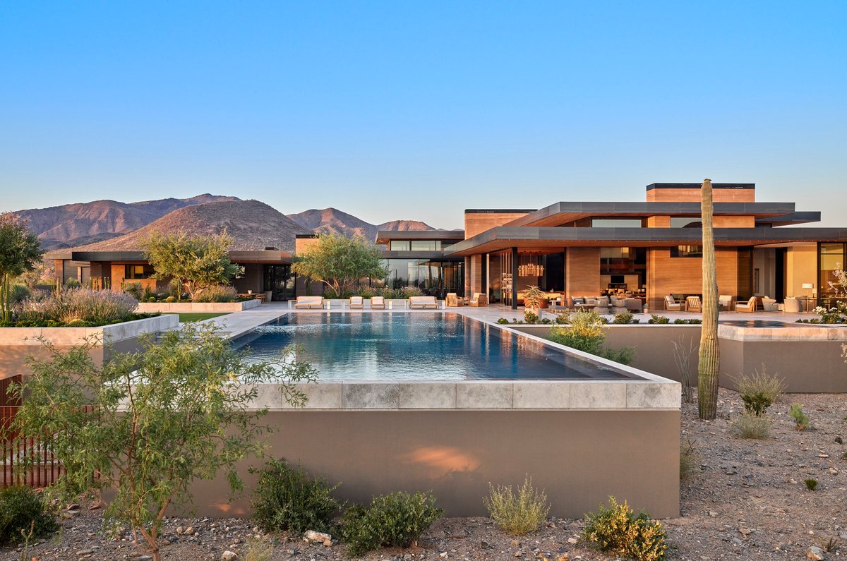 DesertStarCo's tweet photo. As with every luxury home they have the honor of helping their clients create, STRATA was an incredible feat in the execution of uncompromising quality and precision. https://t.co/flxdd5UmO3