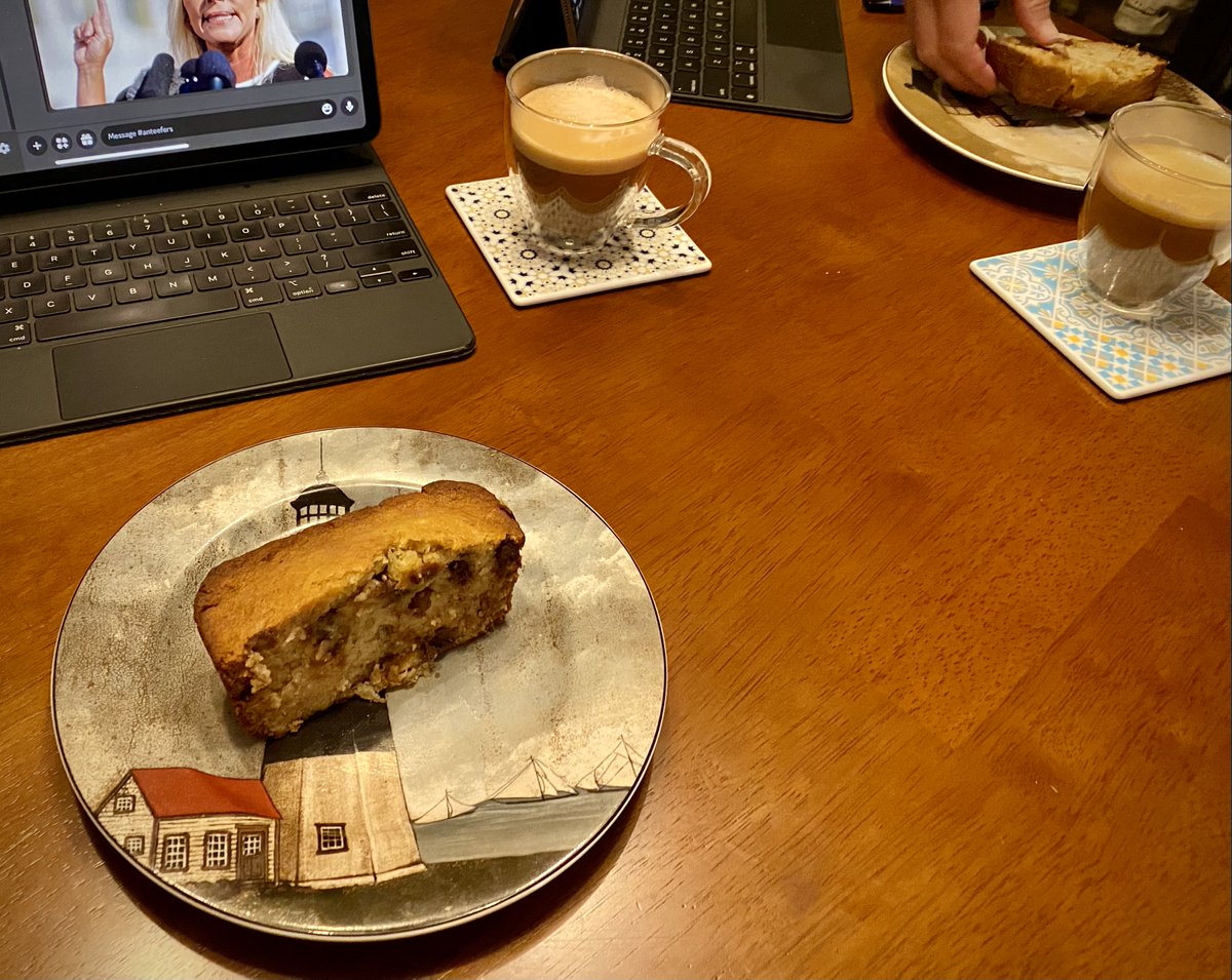 BaldyBanks's tweet photo. @SatireAP 10/10 #DevilishlyDelicious https://t.co/4eYg46WGlV