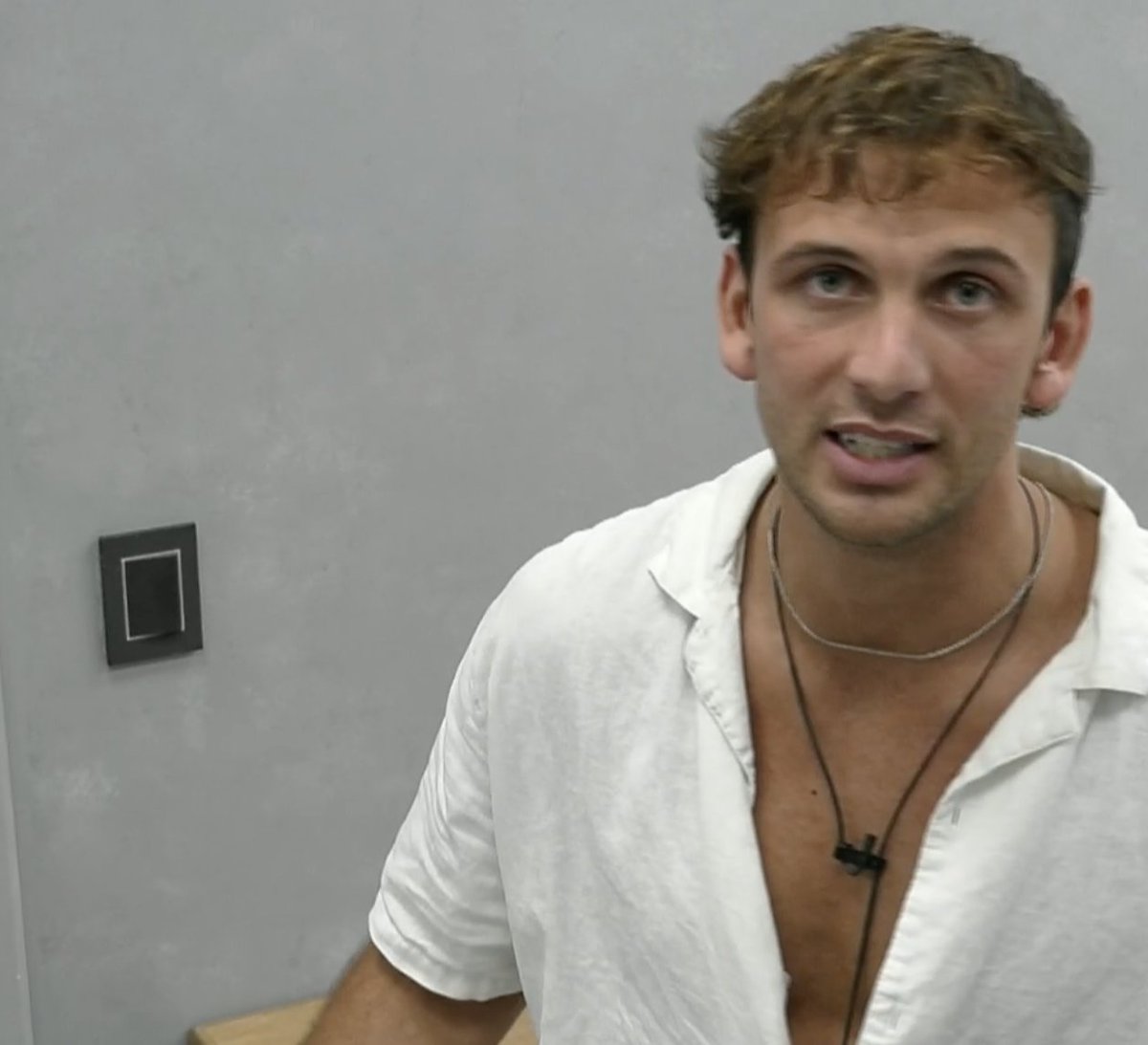 eeemiliano's tweet photo. Bauti: como siempre, del lado del bien, ustedes saben qué hacer, que gane el mejor hermano

#GranHermano