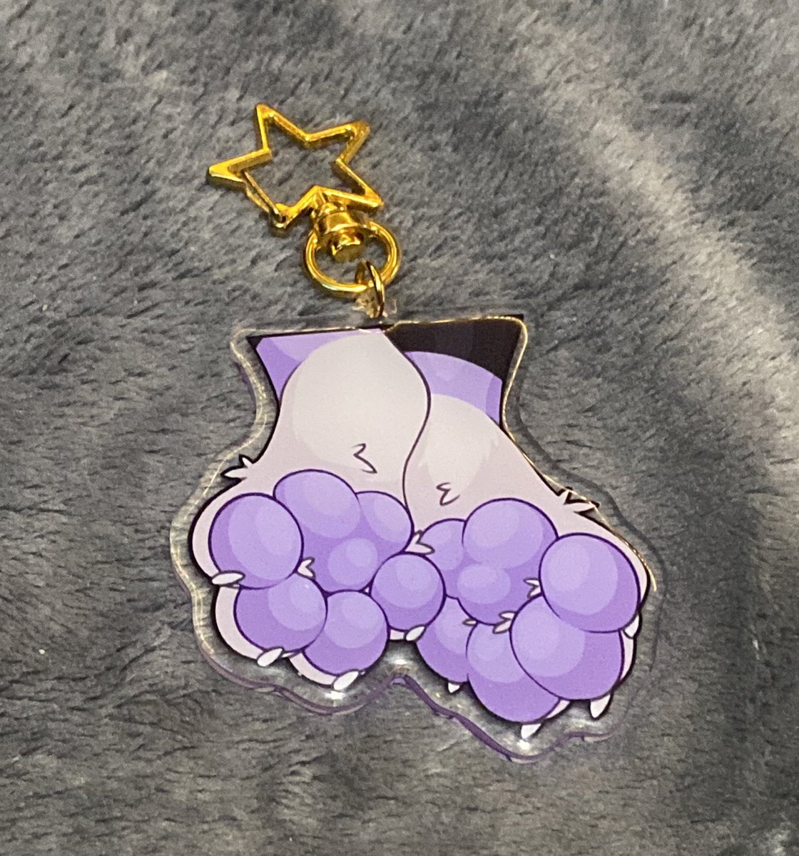 beetlebxnes's tweet photo. Some ✨AMAZING✨ beans just came in !! so happy with how they look ^^ (from @frodo0o ‘s raffle awhile back !!) https://t.co/BGviphbNSt