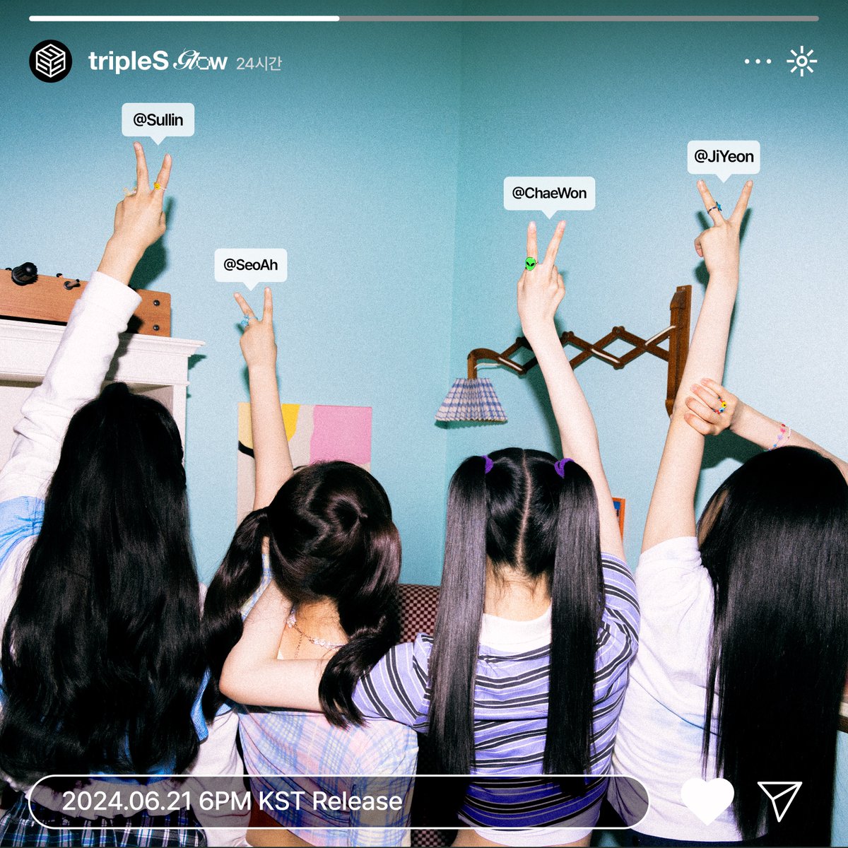 triplescosmos's tweet photo. tripleS Glow
'내적 댄스'

2024.06.21 6PM KST 

COMING SOON

#tripleS #트리플에스 #トリプルS
#tripleS_Glow #트리플에스글로우 
#ChaeWon #채원 #Sullin #설린 #SeoAh #서아 #JiYeon #지연 https://t.co/jxvonwEbmY