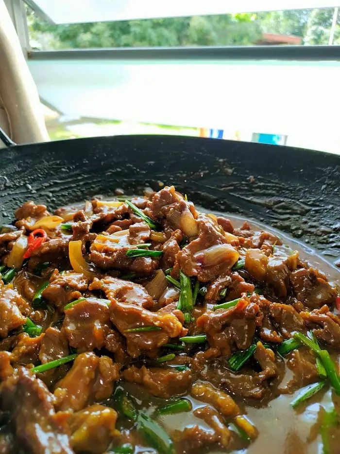 gieview's tweet photo. 🥘🍲 IDE RESEP OLAHAN DAGING KURBAN UNTUK LEBARAN 2024 🍲🥘

a thread https://t.co/QLTkS7E6YI