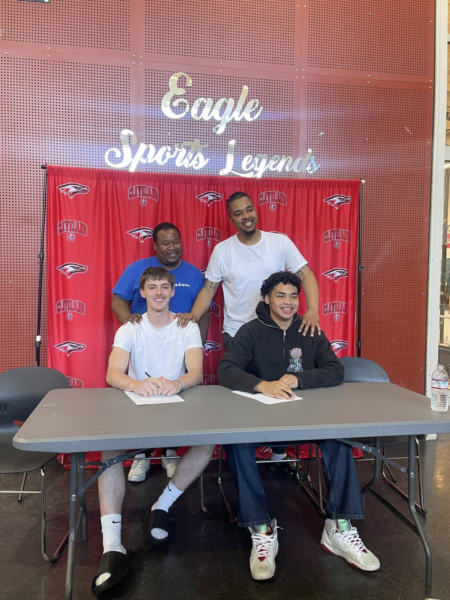 Fred Wilson (@iamfreddro) on Twitter photo So proud of these young men <a href="/AmariHarris_5/">Amari Harris #5</a> going to Yakima Valley CC & <a href="/Damion40722395/">Damion Daily</a> to D3 Pacific University in Portland. Thank you for trusting me with your development as STUDENT-ATHLETES. It’s really a surreal feeling. FREE SCHOOL ALWAYS THE GOAL. So proud of these young men <a href="/AmariHarris_5/">Amari Harris #5</a> going to Yakima Valley CC & <a href="/Damion40722395/">Damion Daily</a> to D3 Pacific University in Portland. Thank you for trusting me with your development as STUDENT-ATHLETES. It’s really a surreal feeling. FREE SCHOOL ALWAYS THE GOAL.