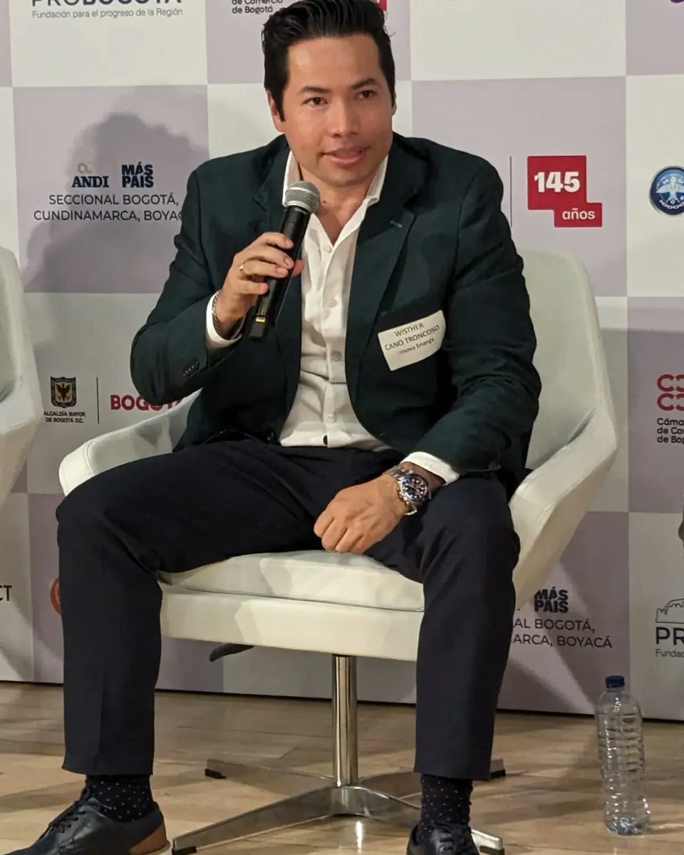 InnovaEnergyCO's tweet photo. Participamos en conversatorio del Comité Universidad Empresa Estado Emprendedores, dando a conocer nuestros avances, gracias a @ConnectBogota @Bogota @AteneaBogota @CundinamarcaGob @camaracomerbog @ANDI_Colombia https://t.co/fcjrQTNioW