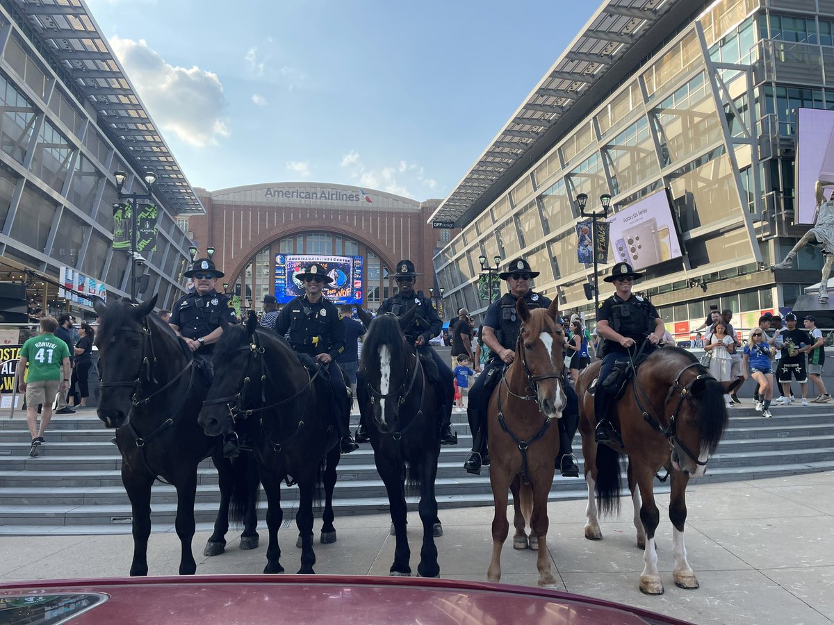 Dallas PD Tactical Support tweet media