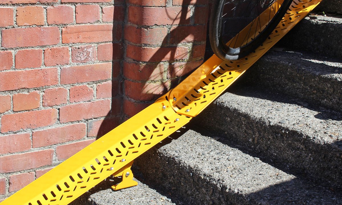 Tilleyone's tweet image. A #madeinnz cycle / scooter ramp that handles corners with minimal prep? Too easy.  Discover the Wheel-It at
tilleystreetandparkfurniture.co.nz/products/wheel…
#tilleygroup #cycleinfrastructure #bikelife #ebike #apartmentliving #facilities #facilitiesmanagement #urbandesign #streetfurniture #urbanmobility