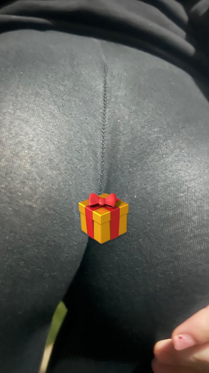 laaa_naty's tweet photo. I'm very comfortable in leggings 🍑 #leggins #booty #ass #culo #chiappe #squat #gym #sexy #summer #calvinklein #art #contentcreator #girl https://t.co/0cNEU82pG8