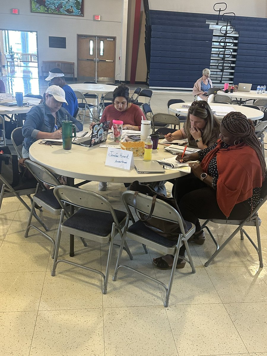 dovableone1920's tweet photo. It was such a pleasure providing LER training for educational leaders for the past three days. Growth for students begins with building capacity in our leaders and teachers. https://t.co/WLB0q85shZ