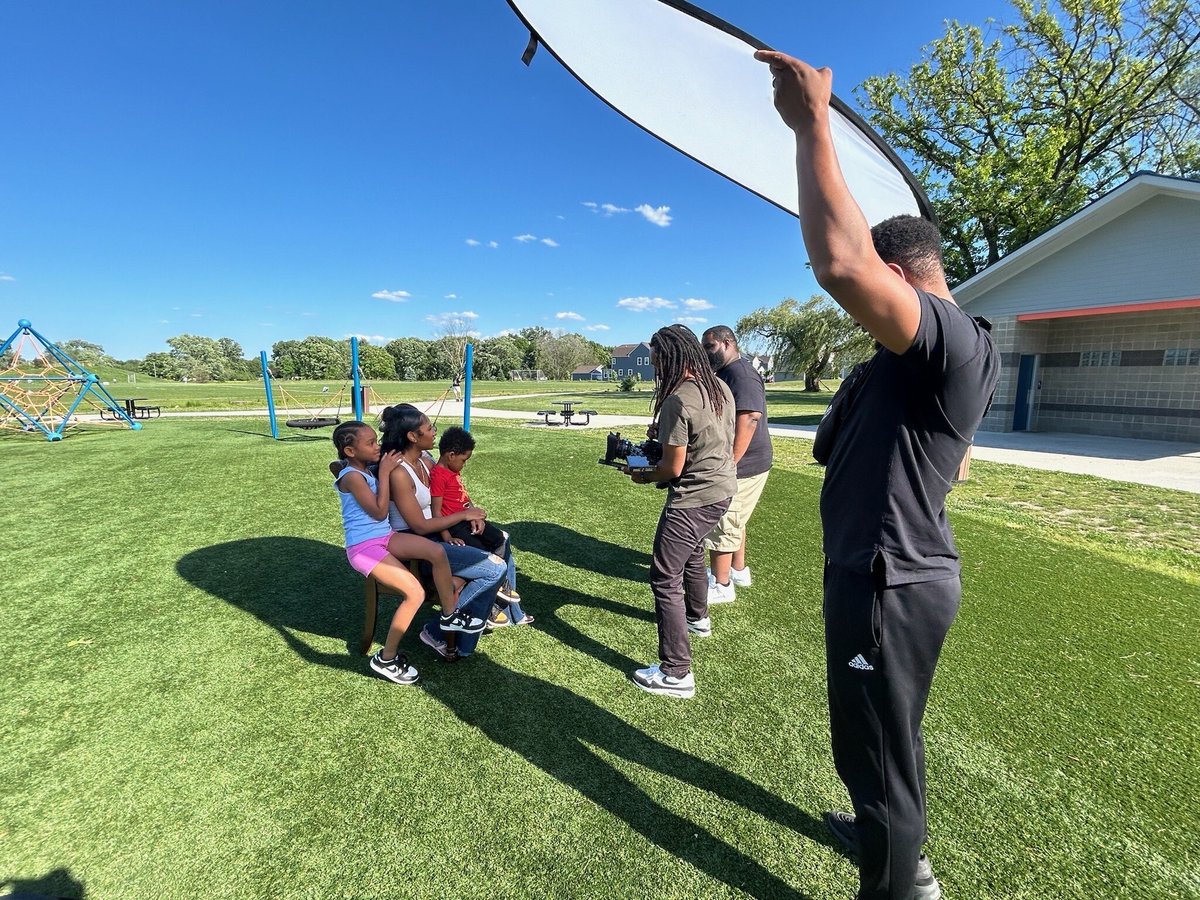 fullviewpro's tweet image. The work going on behind the scenes here at Full View never stops! 🎥

Here’s a peek👌🏾at one of our latest projects. We can&apos;t wait to share the final product with you. Stay tuned for more behind-the-scenes action! 🎬

#BehindTheScenes #OnSet #FullViewProductions