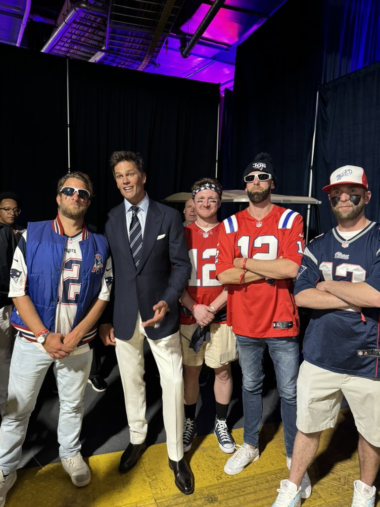 stoolpresidente's tweet image. Brady 4 Rides Again @TomBrady