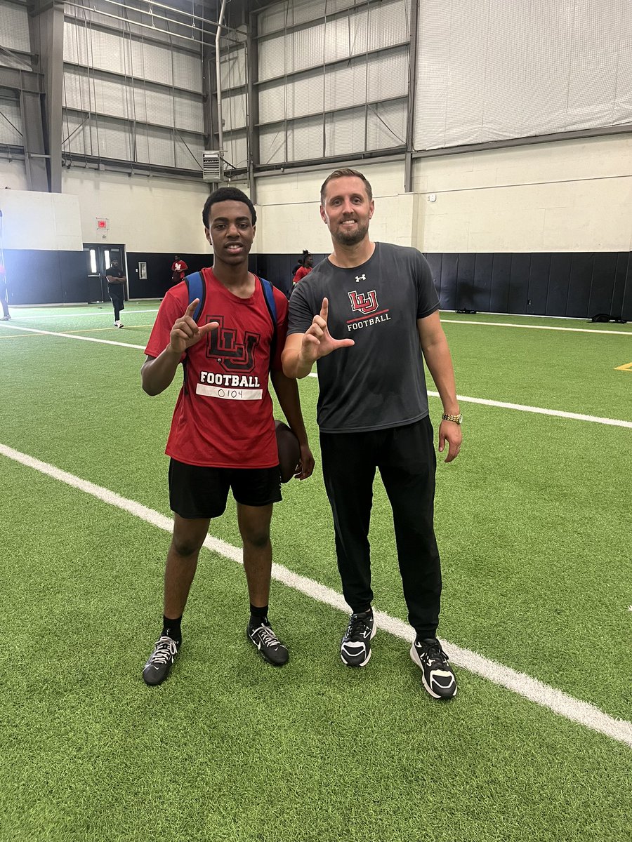 Jayden Bibbs (@jaydenbibbs26) on Twitter photo Had a great time competing and improving yesterday at <a href="/LamarFootball/">Lamar University Football</a> camp! Thank you <a href="/CoachWillFlem/">Will Fleming</a> <a href="/_CoachDiaz/">Coach Jacob Diaz ๐จ๐บ ๐ฒ๐ฝ</a> for working with me. Had a great time competing and improving yesterday at <a href="/LamarFootball/">Lamar University Football</a> camp! Thank you <a href="/CoachWillFlem/">Will Fleming</a> <a href="/_CoachDiaz/">Coach Jacob Diaz ๐จ๐บ ๐ฒ๐ฝ</a> for working with me.