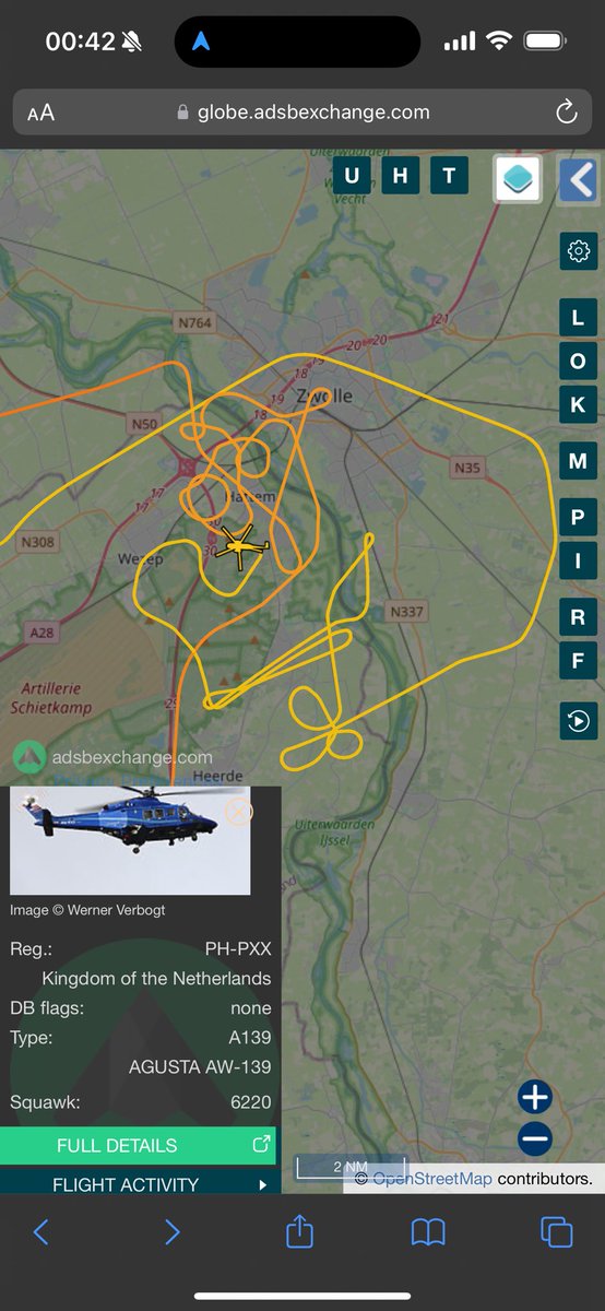 Stefanuzz's tweet photo. De politiehelikopter vliegt al enige tijd boven onze regio, mogelijk heeft dit te maken met een vermissing vanuit Zwolle / Wezep. De helikopter vliegt momenteel zonder verlichting en hoger dan we geregeld zien. https://t.co/wkOcu0Ula3