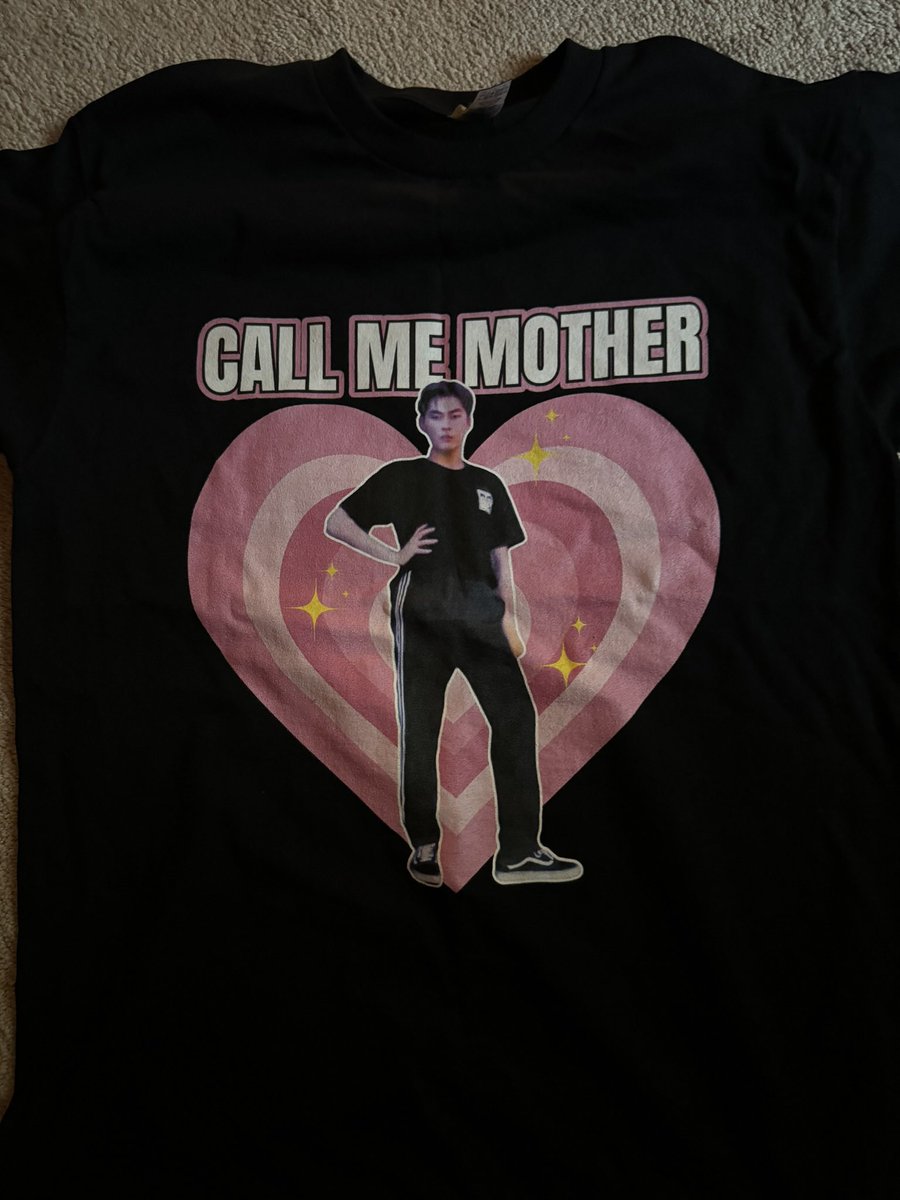 rickychaa's tweet photo. Got this as a grad gift for my friend, how do we feel?? https://t.co/meMrP2DOWc