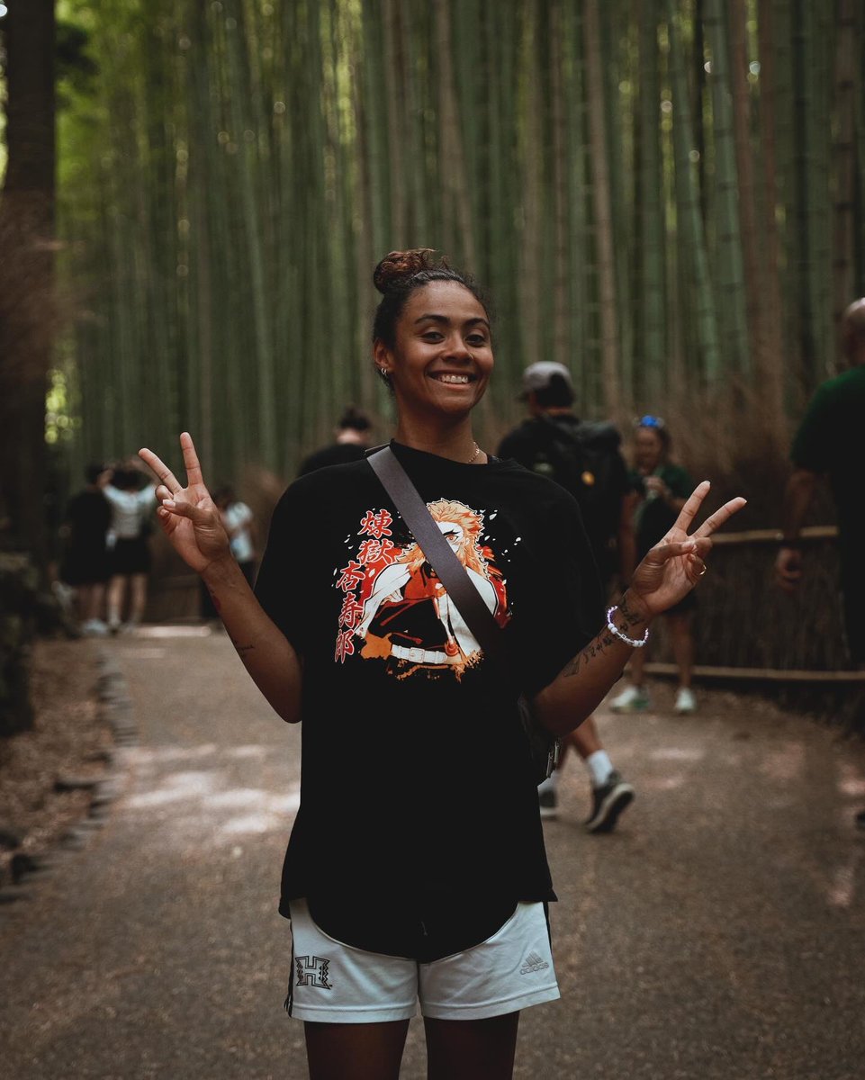 HawaiiWBB's tweet photo. 美しい竹林
Japan’s beauty never ceases to amaze!
✔️ Kinkakuji
✔️ Arashiyama Bamboo Forest
#GoBows #SISTAHHOOD #BowsInJapan https://t.co/Sbdy24znrB