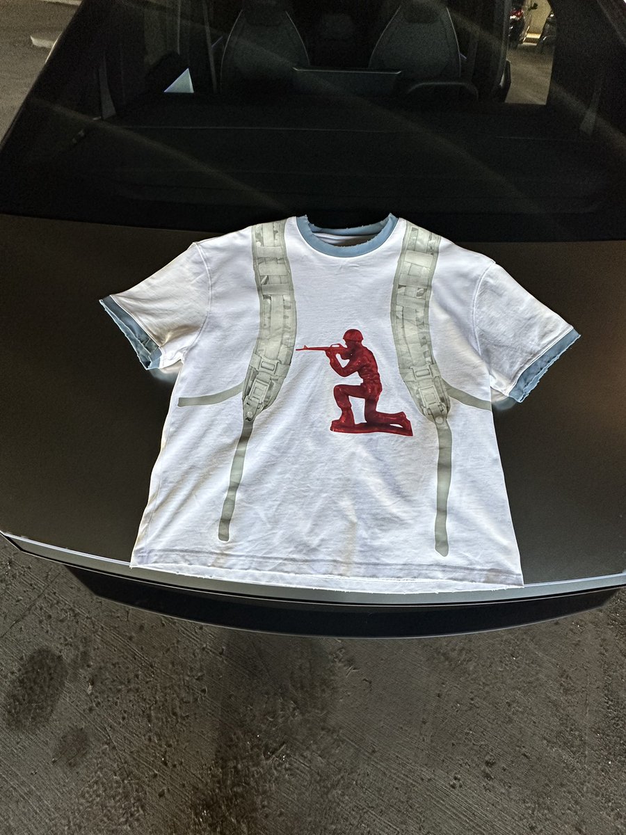 outthewayke's tweet photo. I created this tee &amp; it releases this Friday. 🪄 https://t.co/R23O6G5mVU